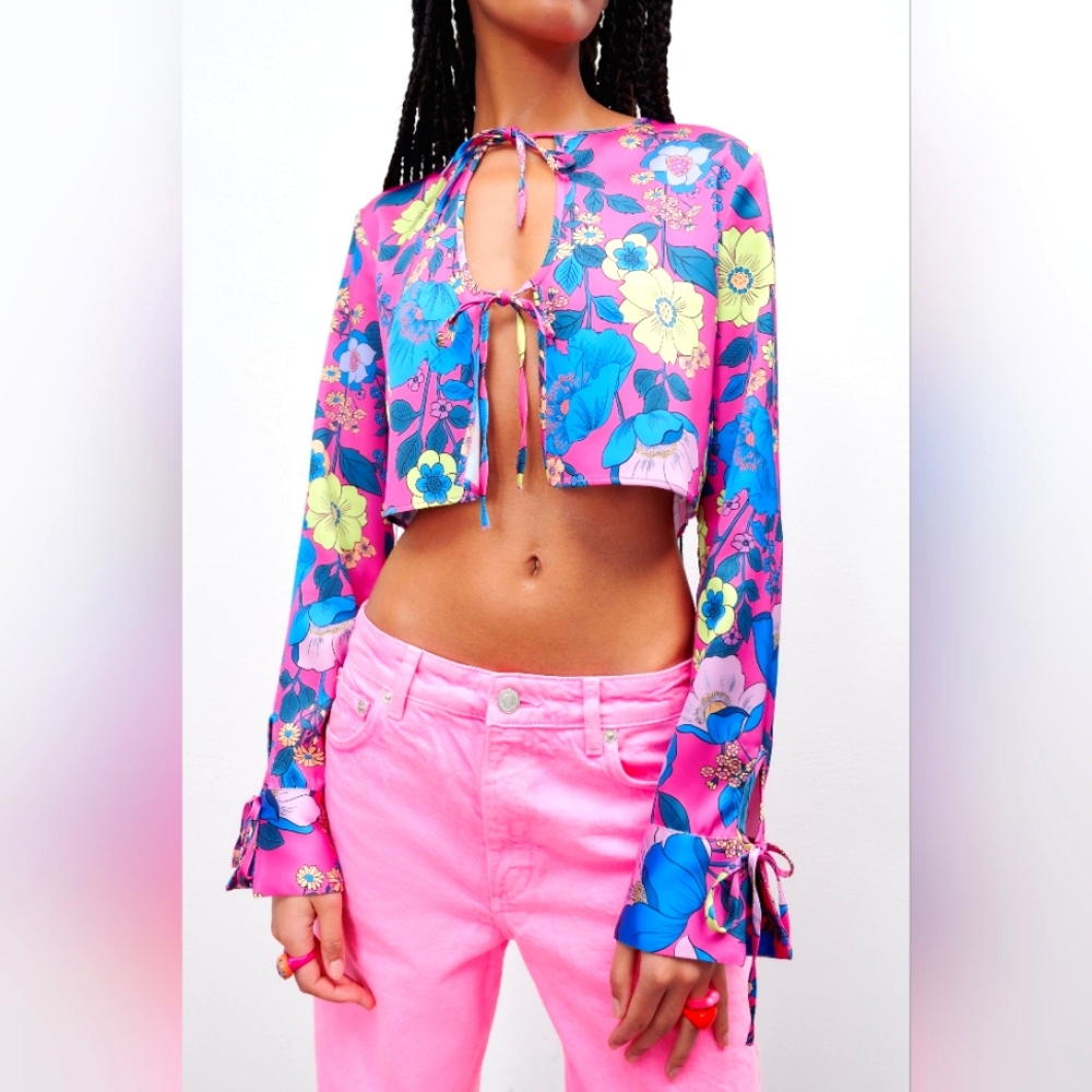 SATIN TOP WITH PRINT